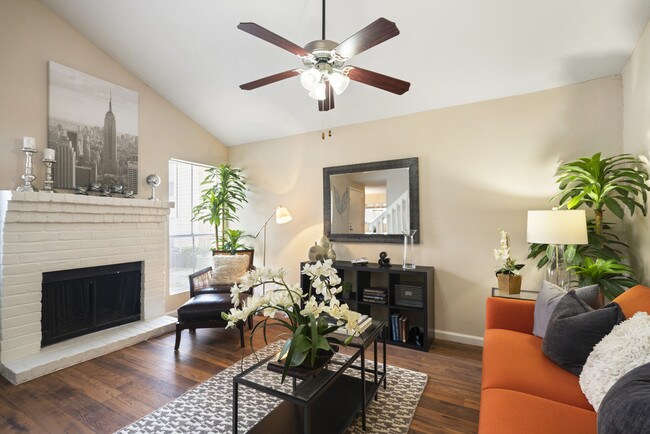 Kendall Manor Apartments photo'