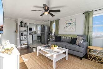 145 Isabel Ave in Glenolden, PA - Building Photo - Building Photo