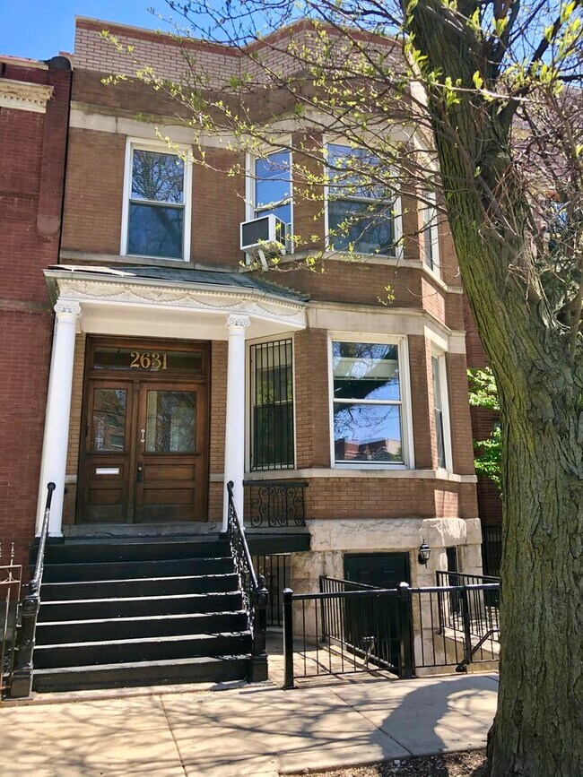 property at 2631 N Sheffield Ave