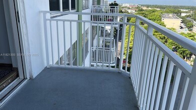 2100 Sans Souci Blvd in North Miami, FL - Building Photo - Building Photo