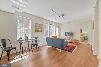 1465 Columbia Rd NW in Washington, DC - Building Photo - Building Photo