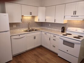 3691 Pennsylvania Ave, Unit 6 in Weirton, WV - Building Photo