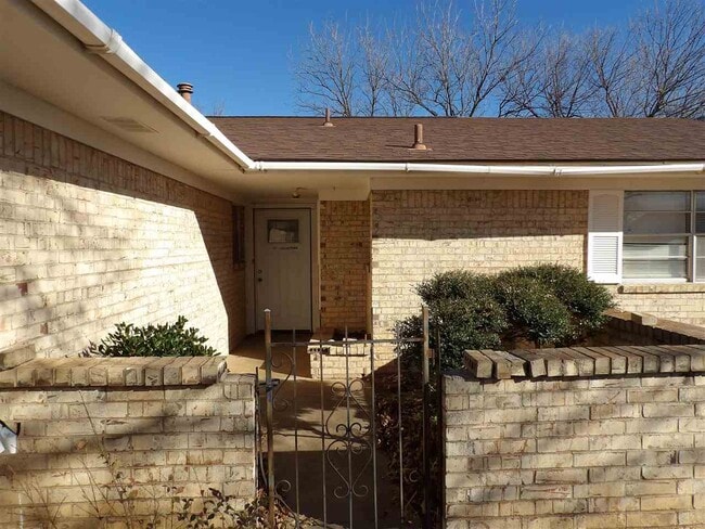 2321 NW 76th St in Lawton, OK - Building Photo - Building Photo
