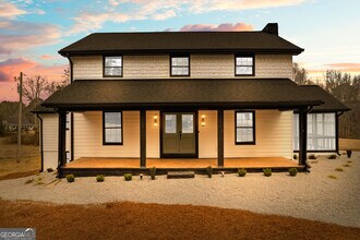 260 Sandy Lake Cir in Fayetteville, GA - Foto de edificio - Building Photo