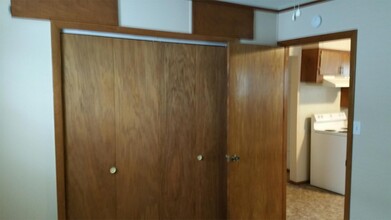 206 S 5th St in Tonkawa, OK - Building Photo - Building Photo