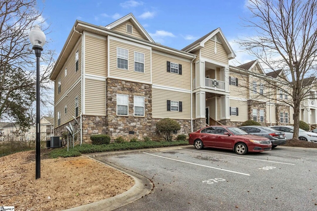 370 Easterlin Way in Greenville, SC - Building Photo
