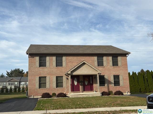 1055 Decatur St in Bethlehem, PA - Building Photo