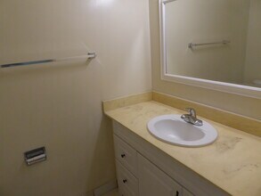 246 Ellwood Beach Dr in Goleta, CA - Building Photo - Building Photo