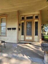 252 W Locust St, Unit B in Newark, OH - Building Photo - Building Photo