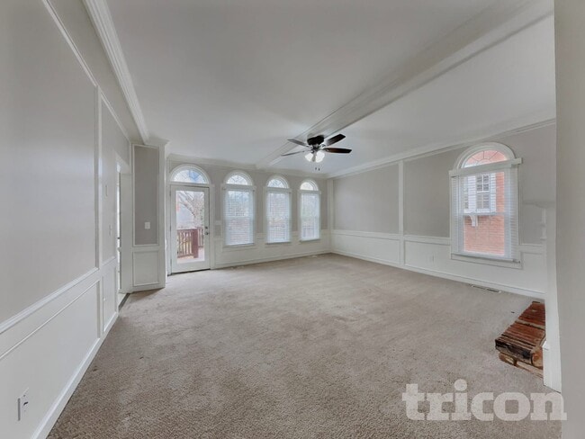 6013 Rittenhouse Rd in Winston-Salem, NC - Foto de edificio - Building Photo