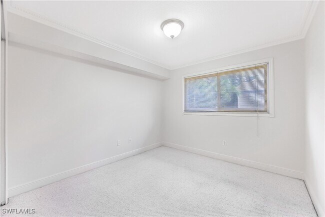 950 7th Ave S in Naples, FL - Building Photo - Building Photo