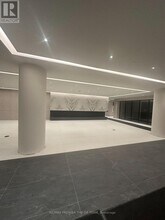 30-430 Upper Mall Wy in Vaughan, ON - Building Photo - Building Photo