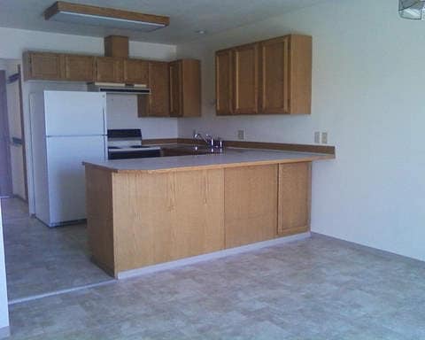 507 Reed St E in Zillah, WA - Building Photo - Building Photo