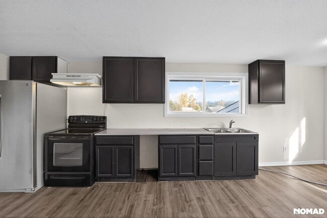 property at 7105 166th Ave E