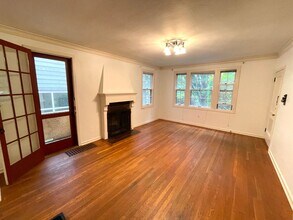 2253 NW Pettygrove St in Portland, OR - Building Photo - Building Photo
