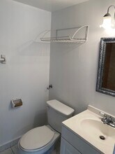4855 NW 7th St in Miami, FL - Building Photo - Building Photo