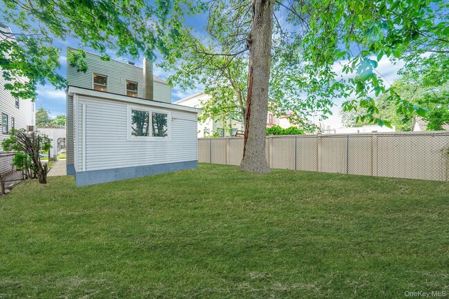 138-41 230th Pl in Queens, NY - Building Photo - Building Photo