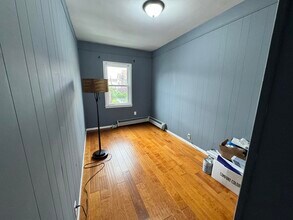 118 W 11th St in Bayonne, NJ - Building Photo - Building Photo