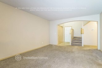 7313 178th St E in Puyallup, WA - Foto de edificio - Building Photo