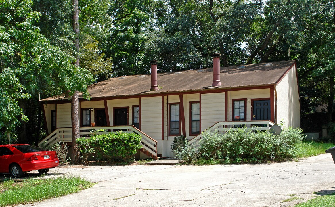 1213 Chee Ln in Tallahassee, FL - Building Photo