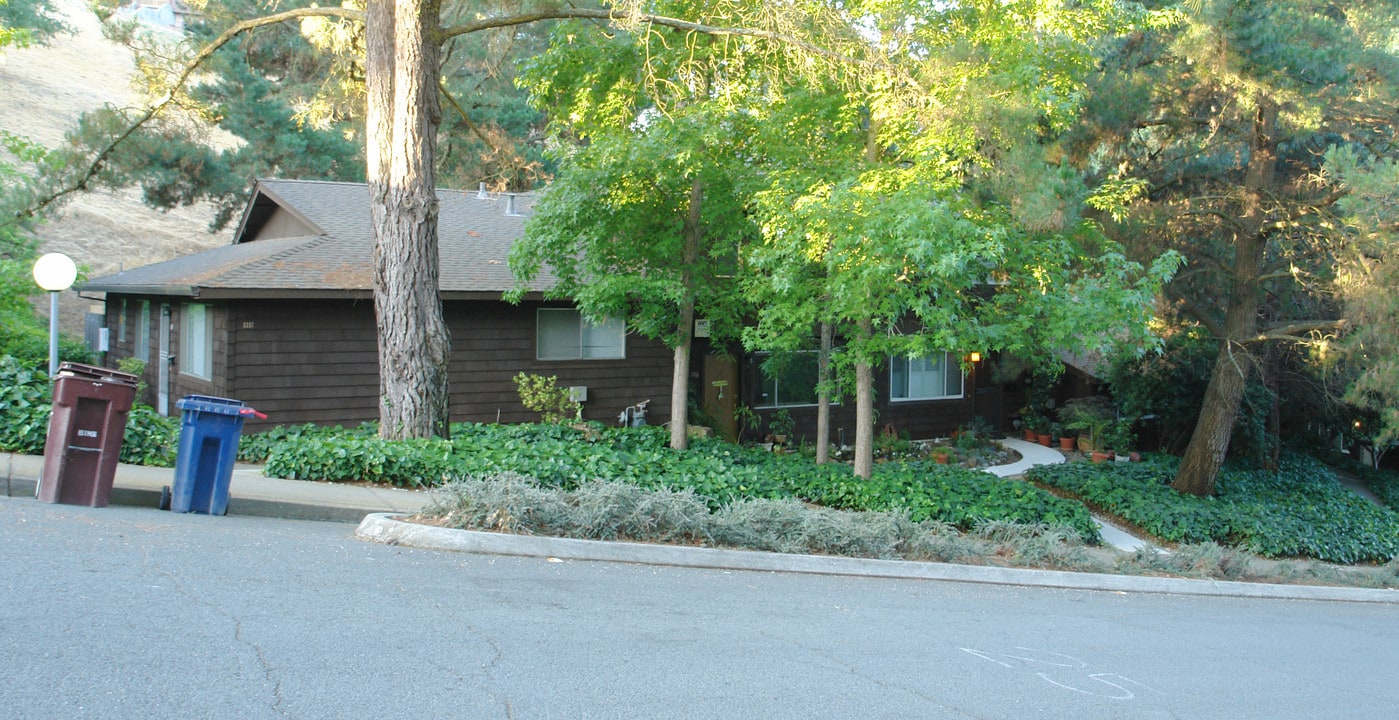 3257-3261 Marlene Dr in Lafayette, CA - Foto de edificio