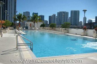 10 SW South River Dr, Unit 1010 in Miami, FL - Building Photo