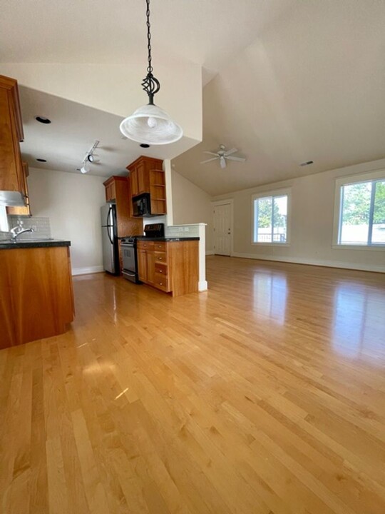 1223 NW 20th Ave. in Portland, OR - Foto de edificio