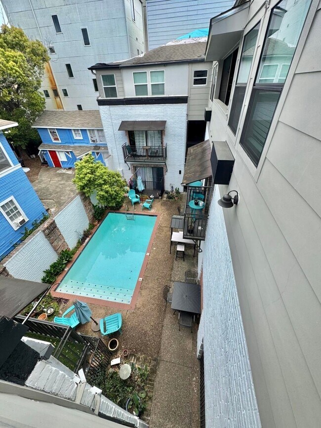 412 Pacific St in Houston, TX - Building Photo - Building Photo