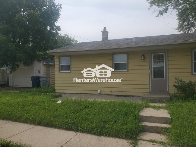 6980 N 41st St in Milwaukee, WI - Building Photo - Building Photo