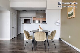 4835 Cordell Ave in Bethesda, MD - Foto de edificio - Building Photo