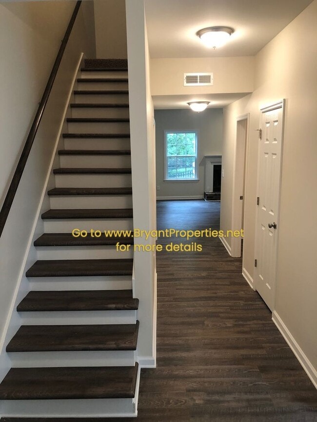 1023 Pleasant View Dr in Nashville, TN - Building Photo - Building Photo