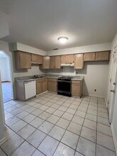 2013 Wallace Ave NE in Roanoke, VA - Building Photo - Building Photo