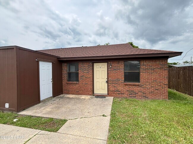 property at 2407 E 10th St
