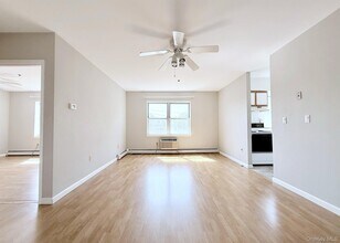 400 Mt Pleasant Ave in Mamaroneck, NY - Building Photo - Building Photo