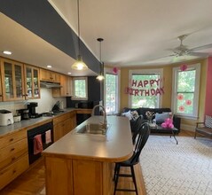62 Cypress St, Unit 3 in Brookline, MA - Building Photo - Building Photo