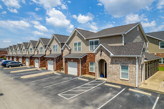 Cave Mill Apartments in Bowling Green, KY - Building Photo - Building Photo