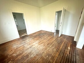 565 Campus St in Beaumont, TX - Building Photo - Building Photo