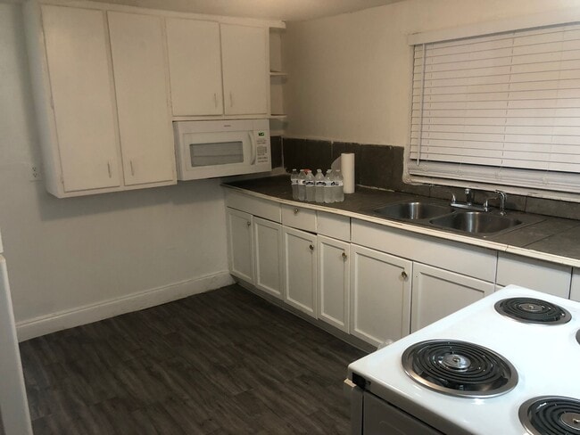 property at 470 S East Ave