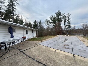 4813 Sayre Ave in Parkersburg, WV - Building Photo - Building Photo