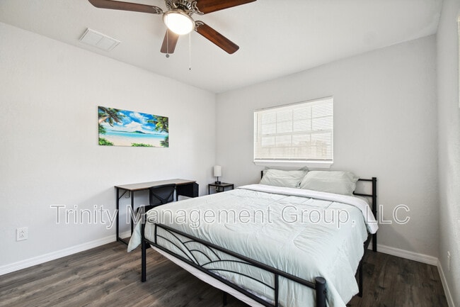 property at 1051 Dogwood Dr