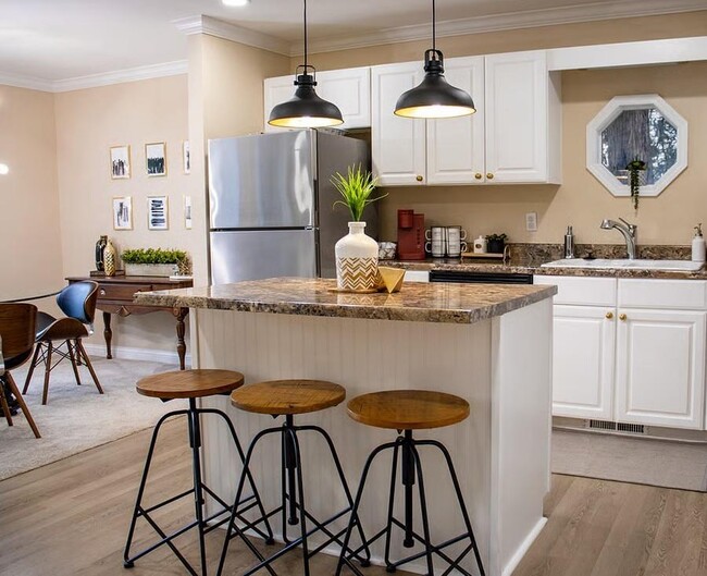 property at 14898 Dutchmans Dr