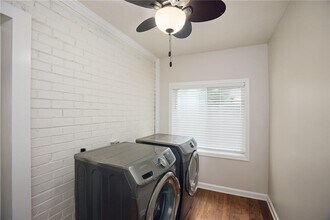 1235 Beechview Dr SE in Atlanta, GA - Building Photo - Building Photo