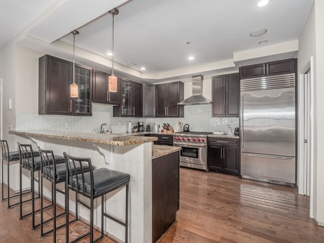 350 W Broadway, Unit 3