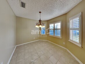 509 Chancellor Dr W in Jacksonville, FL - Building Photo - Building Photo