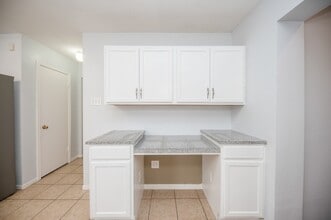 8231 Chelsea Bend Ct in Houston, TX - Building Photo - Building Photo