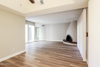 7653 E Vista Dr in Scottsdale, AZ - Building Photo - Building Photo