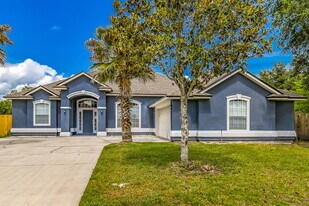 672 Mandy Oaks Dr in Jacksonville, FL - Building Photo