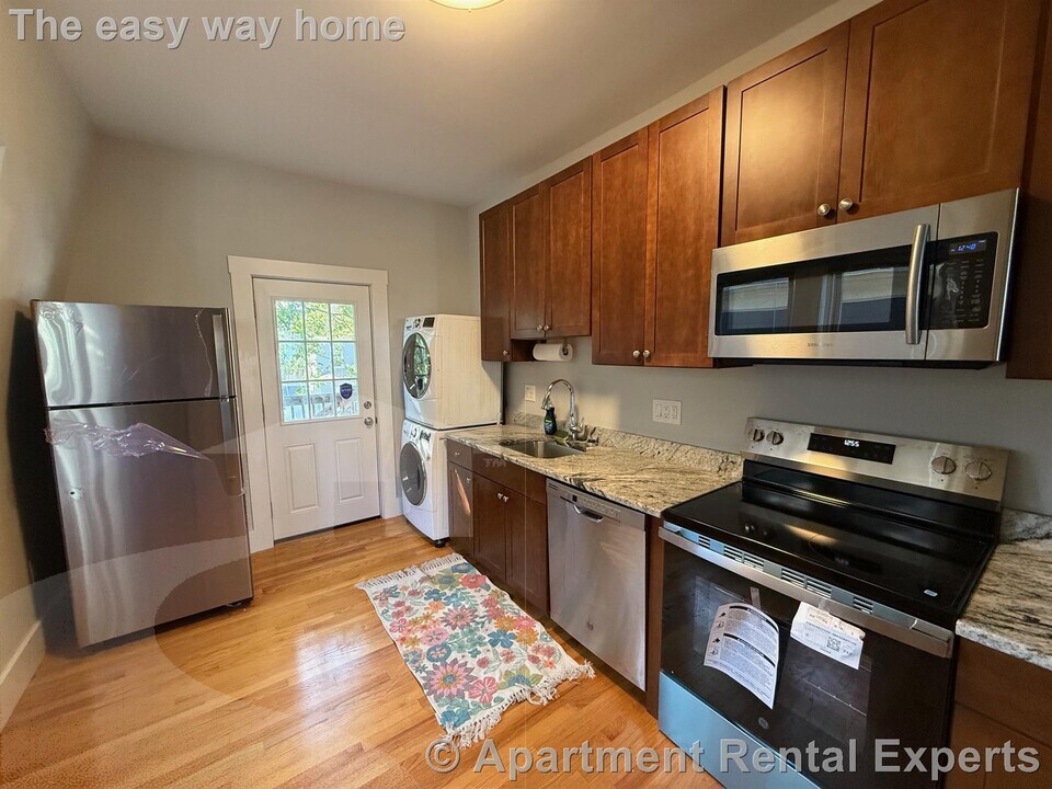 7 Leyden Ave in Medford, MA - Foto de edificio