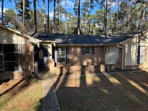 509 Green Meadow Trail in Holly Lake Ranch, TX - Building Photo - Building Photo