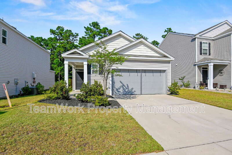 643 Silver Spruce St in Summerville, SC - Building Photo